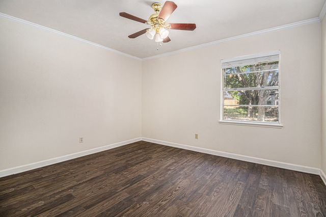 1814 Addington Drive, Carrollton, TX 75007