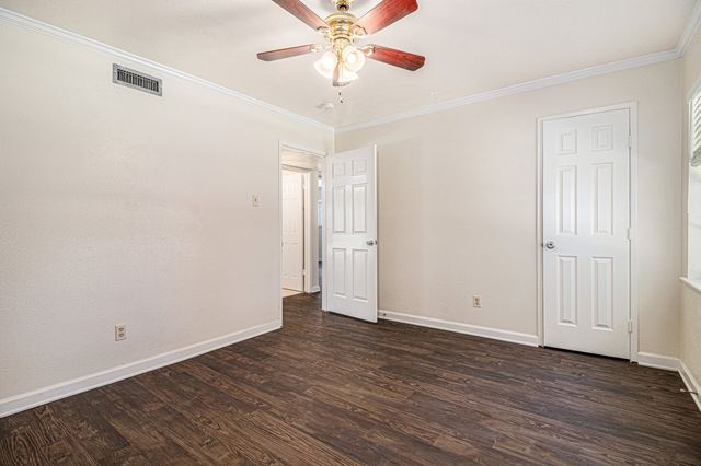 1814 Addington Drive, Carrollton, TX 75007