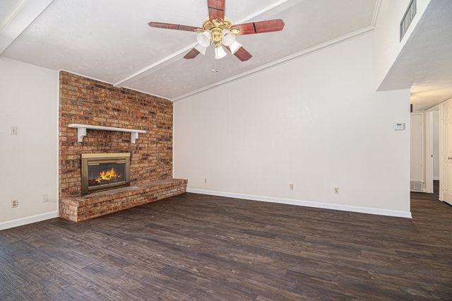 1814 Addington Drive, Carrollton, TX 75007