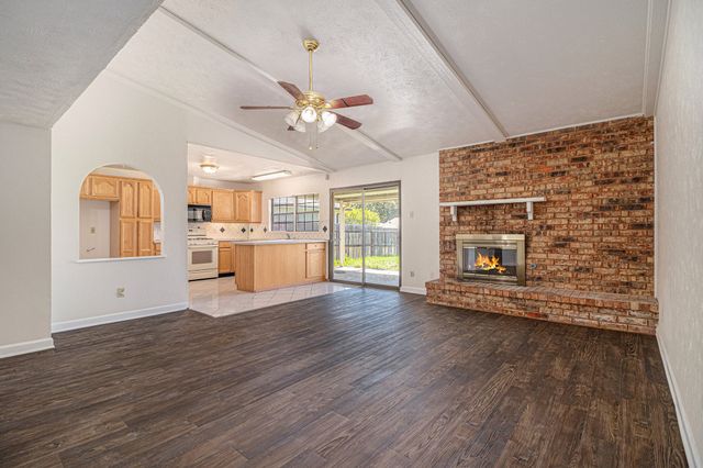 1814 Addington Drive, Carrollton, TX 75007