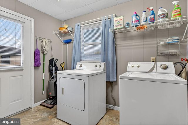 336 MEMORIAL BLVD, Newmanstown, PA 17073