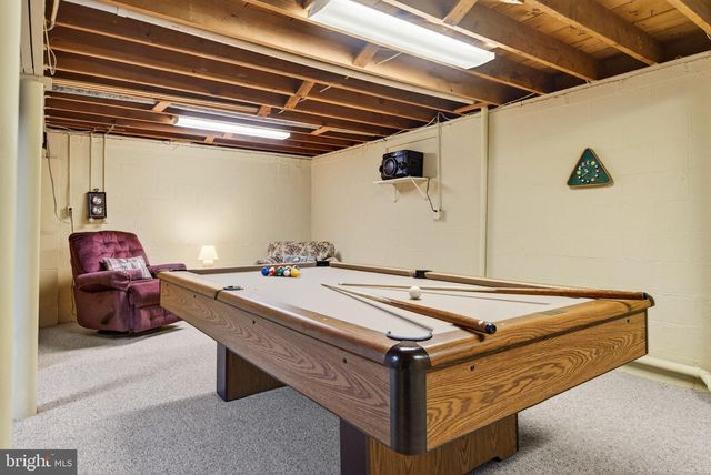 336 MEMORIAL BLVD, Newmanstown, PA 17073