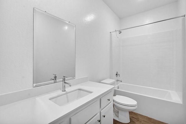 3921 Buttercup Road, Madera, CA 93636
