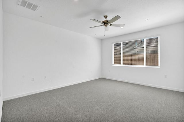 3921 Buttercup Road, Madera, CA 93636