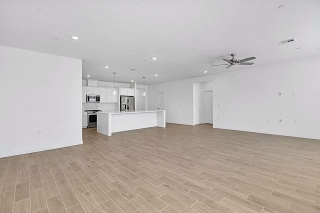 3921 Buttercup Road, Madera, CA 93636