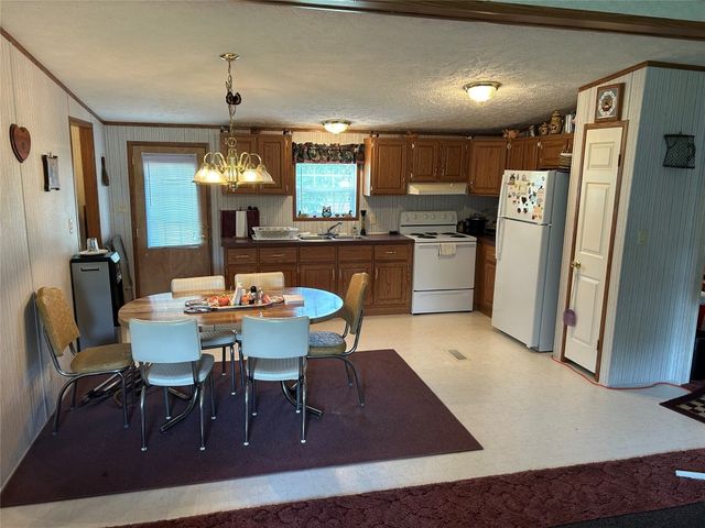 1765 WYANDOTT Drive, Espyville, PA 16424