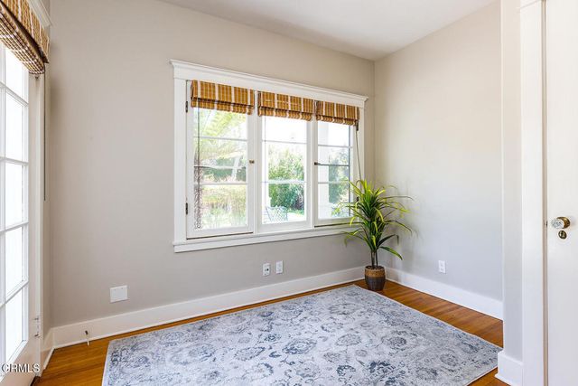 1220 Wentworth Avenue, Pasadena, CA 91106
