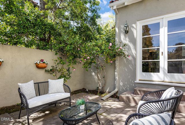 1220 Wentworth Avenue, Pasadena, CA 91106