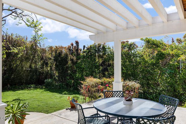 1220 Wentworth Avenue, Pasadena, CA 91106