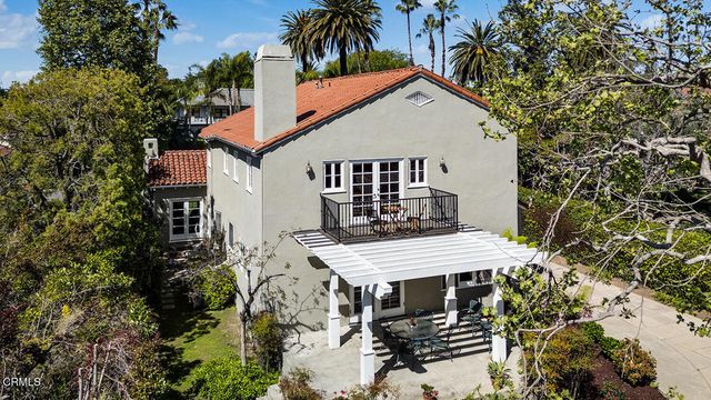 1220 Wentworth Avenue, Pasadena, CA 91106