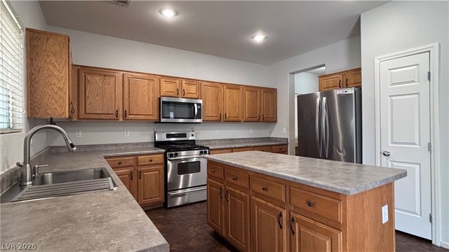 4837 Quartz Crest Street, North Las Vegas, NV 89081