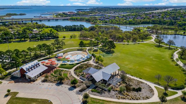 301 Raintree Drive, Highland Village, TX 75077