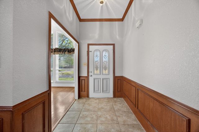 301 Raintree Drive, Highland Village, TX 75077