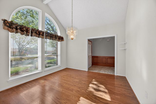 301 Raintree Drive, Highland Village, TX 75077