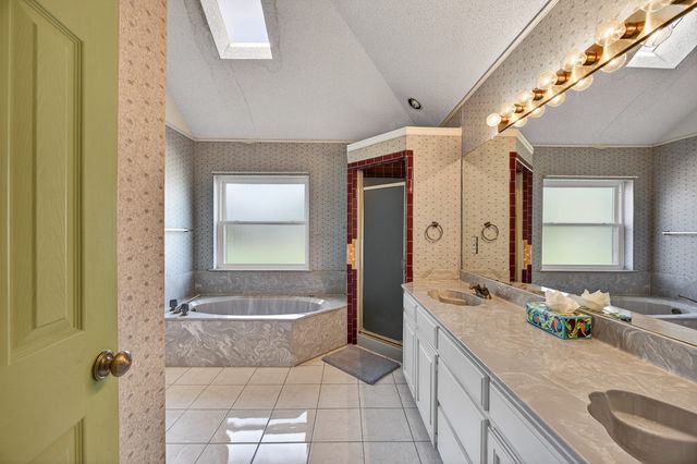 301 Raintree Drive, Highland Village, TX 75077