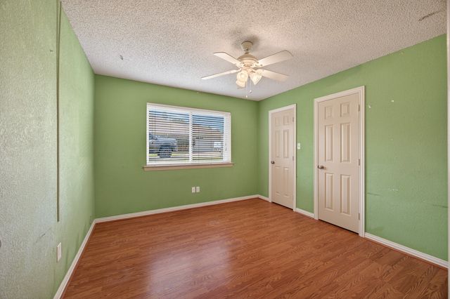 301 Raintree Drive, Highland Village, TX 75077