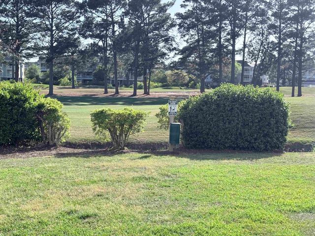 4882 Luster Leaf Cir Apt 101, Myrtle Beach, SC 29577