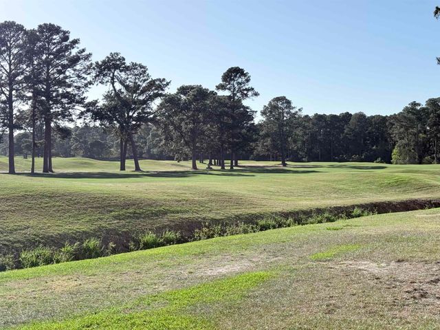 4882 Luster Leaf Cir Apt 101, Myrtle Beach, SC 29577