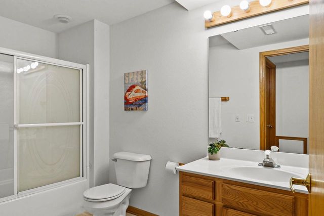 1 Daytona Beach Drive, Madison, WI 53719