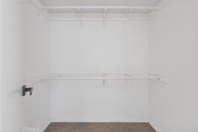 7550 Zombar 11, Van Nuys, CA 91406