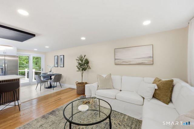 445 Lincoln Drive, Cheshire, CT 06410