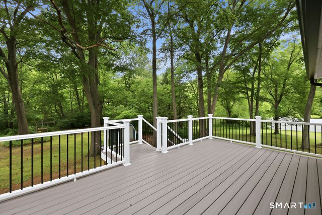 445 Lincoln Drive, Cheshire, CT 06410