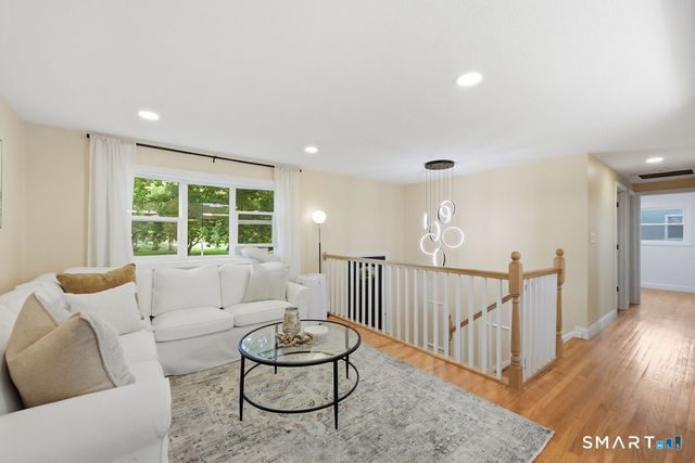 445 Lincoln Drive, Cheshire, CT 06410