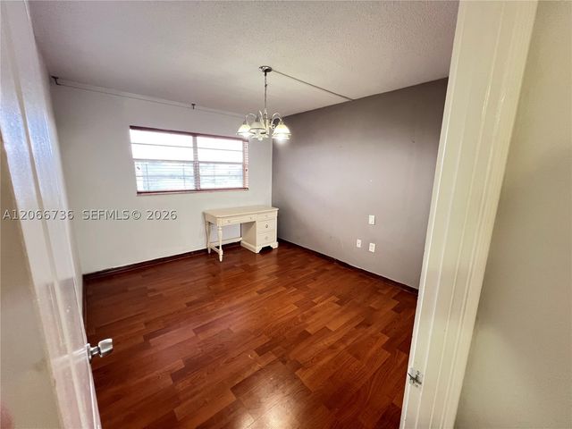 1770 NE 191st St 509-1, Miami, FL 33179