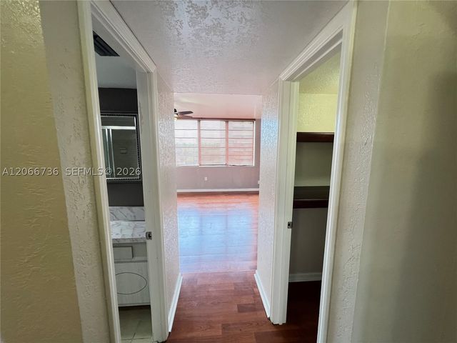 1770 NE 191st St 509-1, Miami, FL 33179