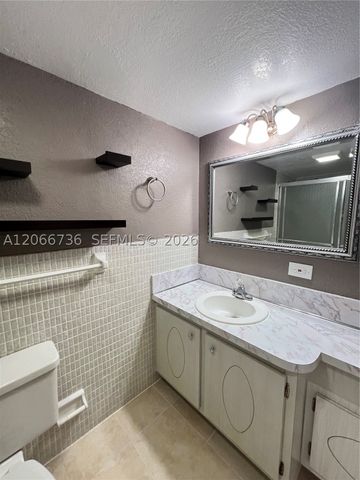 1770 NE 191st St 509-1, Miami, FL 33179