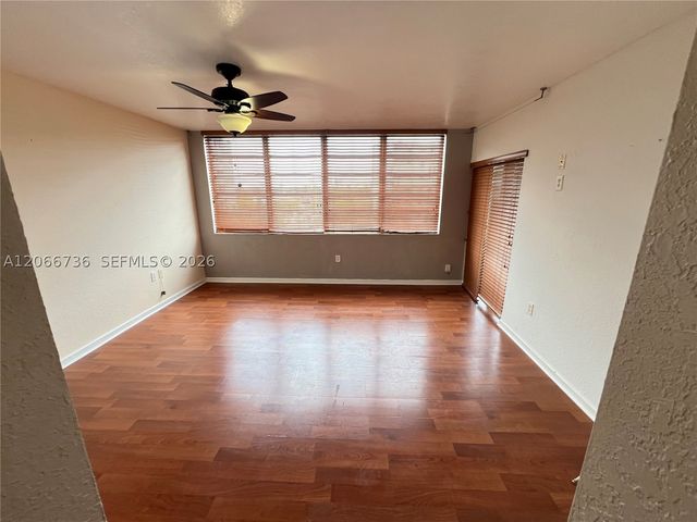 1770 NE 191st St 509-1, Miami, FL 33179