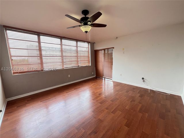 1770 NE 191st St 509-1, Miami, FL 33179