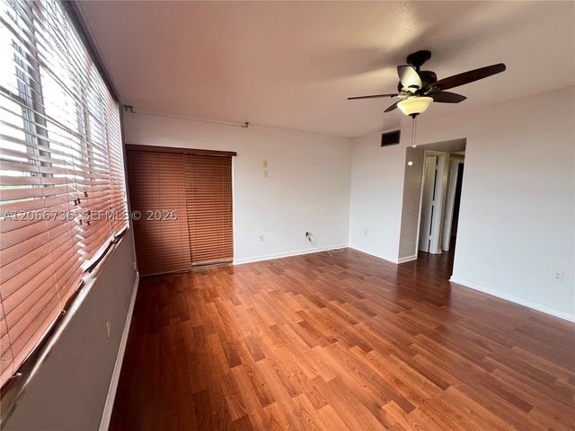 1770 NE 191st St 509-1, Miami, FL 33179