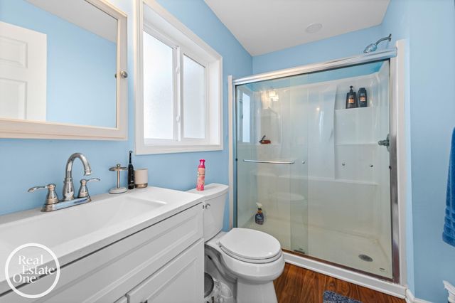 21600 Revere Street, Saint Clair Shores, MI 48080