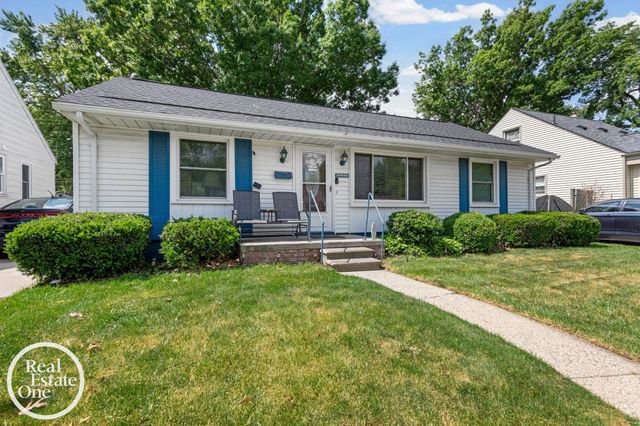 21600 Revere Street, Saint Clair Shores, MI 48080
