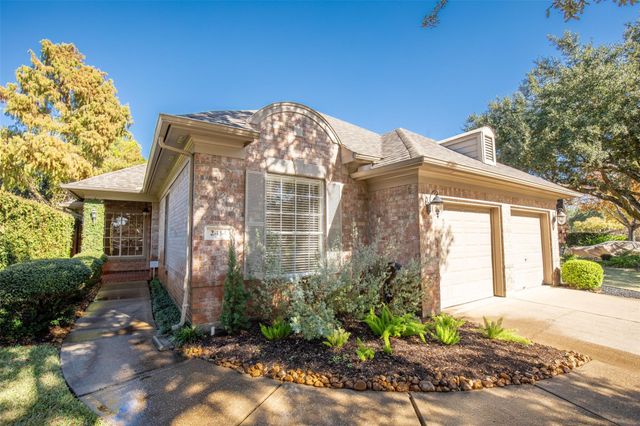 2434 Fairway Pointe Drive, League City, TX 77573