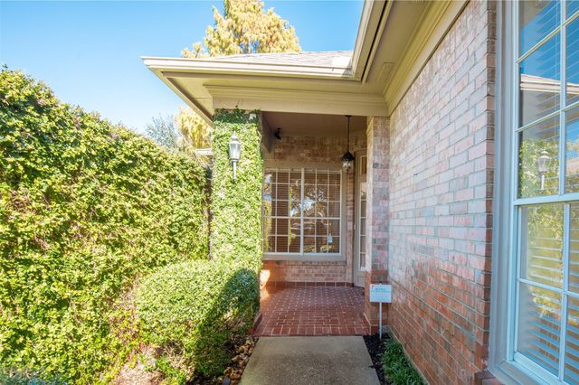 2434 Fairway Pointe Drive, League City, TX 77573