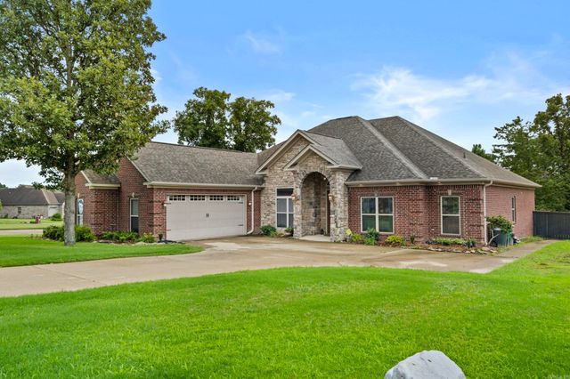 2641 River Eagle Court, Sherwood, AR 72120