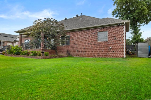 2641 River Eagle Court, Sherwood, AR 72120