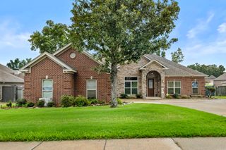 2641 River Eagle Court, Sherwood, AR 72120