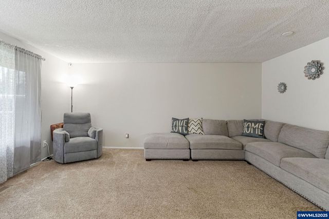 4985 Wagon Rim Ct SE, Salem, OR 97317