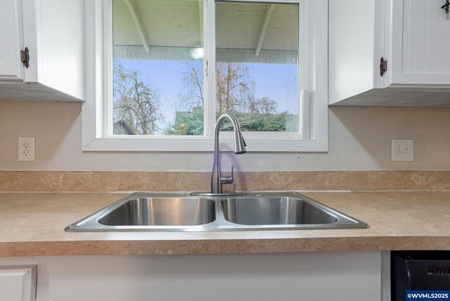 4985 Wagon Rim Ct SE, Salem, OR 97317