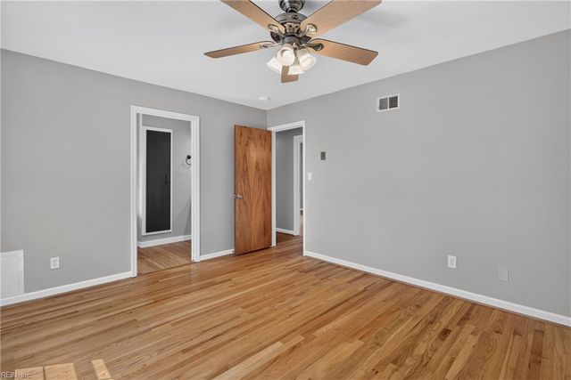 1032 Sunnyside DR, Virginia Beach, VA 23464