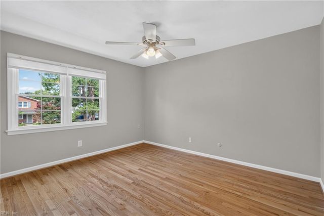 1032 Sunnyside DR, Virginia Beach, VA 23464