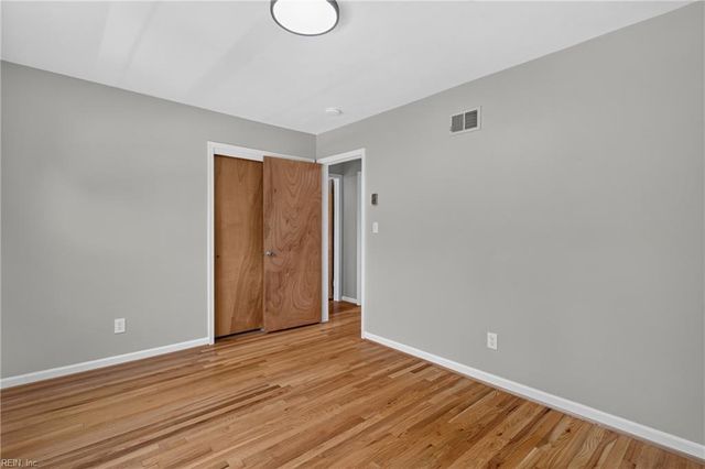1032 Sunnyside DR, Virginia Beach, VA 23464