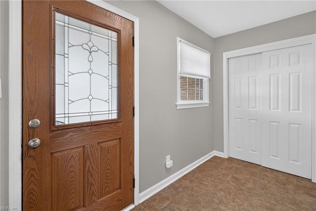 1032 Sunnyside DR, Virginia Beach, VA 23464