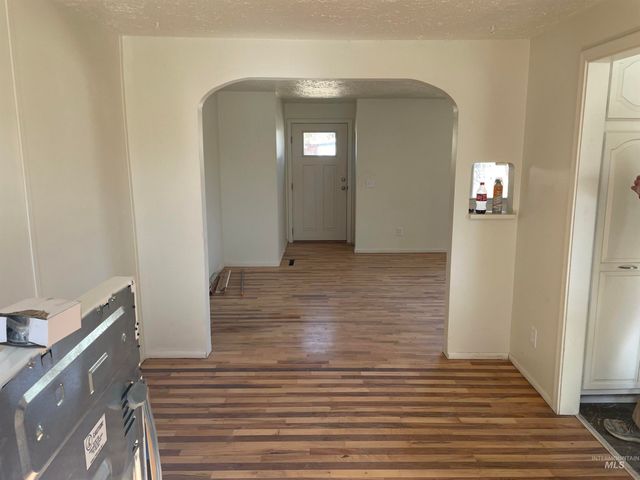 3311 W Cherry, Boise, ID 83705