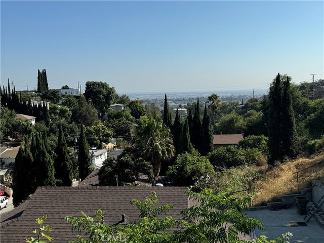 1117 N Herbert Avenue, East Los Angeles, CA 90063