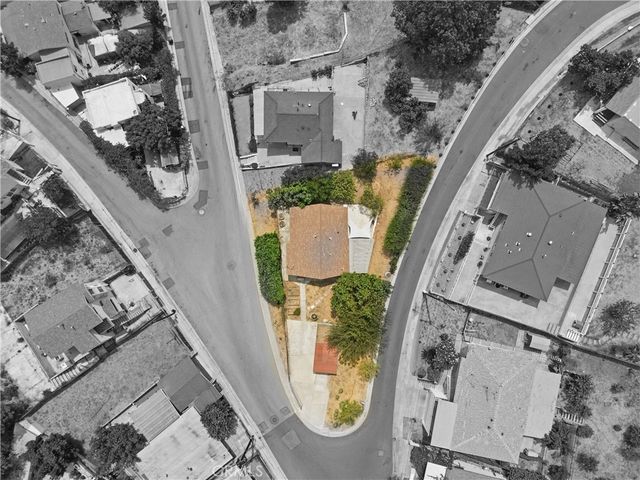 1117 N Herbert Avenue, East Los Angeles, CA 90063