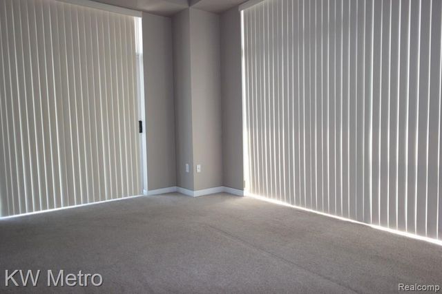 350 N Main Street 502, Royal Oak, MI 48067